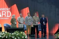 Wali Kota Surabaya Eri Cahyadi pada Seminar IGA 2025 di Kempinski Grand Ballroom, Jakarta Pusat, Senin (8/12/2025).