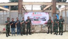 Danrem 084/Bhaskara Jaya Brigjen TNI Danny Alkadrie meninjau progres pembangunan KDKMP di salah satu lokasi di Kabupaten Sumenep, Selasa (09/12/2025).