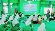 Fatayat NU Sumenep, LPA Sumenep, dan LBH Achmad Madani Putra dalam Launching Malate Center.