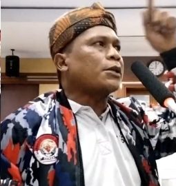 Audensi Soal Tiang Provider Sepi Kehadiran, Ketua LSM BARAK Purwakarta Kecewa Berat — Di Akhir, Hadir Sosok Buhun Mendampingi