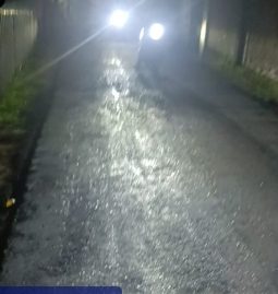 Warga Cipaisan Bersyukur, Jalan Lingkungan Kini Mulus Berkat Perhatian Dewan Teddy Nandung dan Kualitas Terbaik dari CV Putra Purnawarman Selatan