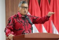 Sekjen DPP PDI Perjuangan Hasto Kristiyanto menyampaikan pesan Natal 2025 di Jakarta, Kamis (25/12/2025).