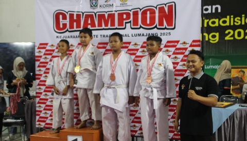 Kejuaraan Karate Tradisional Lumajang 2025 yang digelar di Aula SMKN 1 Tekung, Kabupaten Lumajang, Minggu (28/12/2025). (Foto: Dok. Panitia)