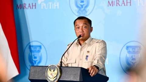 Menteri Sekretaris Negara Prasetyo Hadi menyampaikan keterangan pers terkait pembentukan Satgas Percepatan Rehabilitasi dan Rekonstruksi Pascabencana, Selasa (6/1/2026).