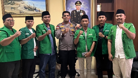 Wakapolres Sumenep Kompol Masyhur Ade menerima silaturahmi pengurus LBH PC GP Ansor Sumenep di Mapolres Sumenep.
