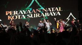 Suasana Balai Kota Surabaya yang menjadi lokasi Perayaan Natal Kota Surabaya 2026.