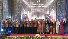 Foto bersama dalam acara Pisah Kenal Kapolres Bangkalan di Gedung Rato Ebuh, Selasa (13/1/2025).