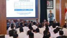 Sosialisasi tahapan lanjutan program Digitalisasi Bantuan Sosial di Pendopo Banyuwangi.