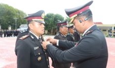 51 Personel Polres Sumenep Terima Satyalencana Pengabdian, Kapolres Tekankan Integritas dan Profesionalisme