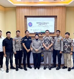 Polres Sumenep Resmi Tutup PKL Mahasiswa Fakultas Hukum Universitas Wiraraja
