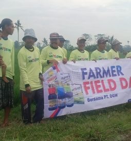 PT DGW Kenalkan Produk Perlindungan Tanaman kepada Petani Desa Tekung Lumajang