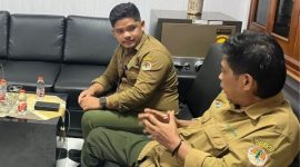 Kepala Sub Seksi Hukum, Kepatuhan, dan Agraria KPH Purwakarta, Martogi Panjaitan, saat memberikan keterangan terkait pembangunan rumah relokasi warga terdampak bencana.