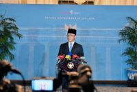 Menteri Luar Negeri Sugiono menyampaikan keterangannya kepada awak media usai mendampingi Presiden Prabowo Subianto menerima sejumlah mantan menteri luar negeri, mantan wakil menteri luar negeri, serta tokoh senior diplomasi nasional di Istana Merdeka, Jakarta, pada Rabu, 4 Februari 2026. Foto: BPMI Setpres/Laily Rachev