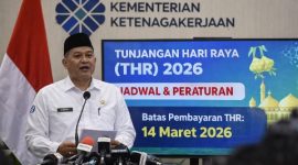 Menteri Ketenagakerjaan Yassierli saat memberikan keterangan terkait kebijakan Tunjangan Hari Raya (THR) 2026 di Jakarta. (Foto:AI)