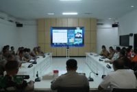 Jajaran Polres Purwakarta bersama Forkopimda mengikuti Rakor Lintas Sektoral Operasi Ketupat 2026 secara virtual di Aula Presisi Polres Purwakarta, Senin (2/3/2026).