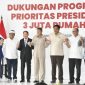 Menteri Perumahan dan Kawasan Permukiman Maruarar Sirait saat melakukan peletakan batu pertama pembangunan rumah susun (rusun) subsidi di kawasan Meikarta, Kabupaten Bekasi, Jawa Barat, Minggu (08/03/2026). Proyek ini merupakan bagian dari percepatan Program 3 Juta Rumah yang diinisiasi Presiden Prabowo Subianto.