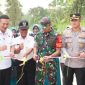Dandim 0724/Boyolali Letkol Inf Dhanu Anggoro Asmoro memimpin upacara penutupan program TMMD Sengkuyung Tahap I Tahun 2026 di Lapangan Desa Pancasila, Desa Mliwis, Kecamatan Cepogo, Kabupaten Boyolali.