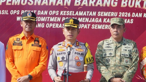 Kapolres Pasuruan AKBP Harto Agung Cahyono usai memimpin apel gelar pasukan Operasi Ketupat Semeru 2026 di halaman Mapolres Pasuruan sebagai tanda kesiapan pengamanan Idulfitri 1447 Hijriah.