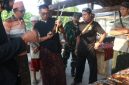Pameran keris dan pusaka Nusantara dalam kegiatan Ngaji Budaya yang digelar Rumah Budaya Roma Sondhuk di Kelurahan Sidomukti, Kecamatan Kraksaan, Kabupaten Probolinggo.