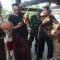 Pameran keris dan pusaka Nusantara dalam kegiatan Ngaji Budaya yang digelar Rumah Budaya Roma Sondhuk di Kelurahan Sidomukti, Kecamatan Kraksaan, Kabupaten Probolinggo.