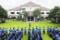 Dokumentasi aktivitas pemerintahan di lingkungan Pemkab Lumajang terkait kebijakan pembayaran THR dan gaji ke-13 bagi PPPK paruh waktu tahun 2026.