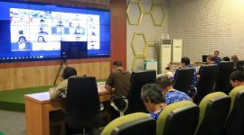 Wali Kota Probolinggo Aminuddin memimpin rapat koordinasi tim terpadu penanggulangan konflik sosial di Command Center Kantor Wali Kota, Selasa (17/3/2026).