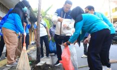 Gerakan Indonesia Asri 2026, Wali Kota Probolinggo Pimpin Kerja Bakti Massal di Kawasan Pasar