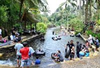 Suasana wisatawan memadati destinasi unggulan Banyuwangi saat libur Lebaran 2026.