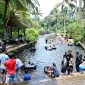 Suasana wisatawan memadati destinasi unggulan Banyuwangi saat libur Lebaran 2026.
