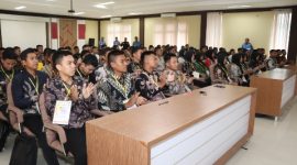 Suasana pengumuman hasil pemeriksaan administrasi awal (Rikmin) calon siswa Polri Tahun Anggaran 2026 di Aula Sanika Satyawada Polres Sumenep.