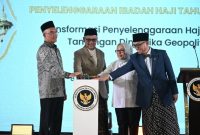 Kementerian Haji menghadirkan Aplikasi Haji dan Umrah Store guna memudahkan jemaah dalam memenuhi kebutuhan logistik dan oleh-oleh tanpa mengganggu fokus ibadah.