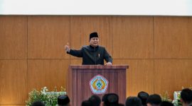 Presiden Prabowo Subianto memberikan sambutan pada Munas XVI IPSI di JICC, Jakarta, Sabtu (11/04/2026), menegaskan komitmen pemerintah mendorong pencak silat menuju Olimpiade.