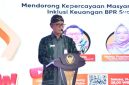 Direktur Utama BPRS Bhakti Sumekar Hairil Fajar saat memberikan sambutan dalam talkshow tentang peran lembaga keuangan dalam melindungi dana nasabah di Pendopo Agung Keraton Sumenep, Selasa (14/04/2026).