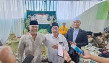 Harlah ke-8 LBH Achmad Madani Putra dan Rekan-rekan di Musholla Al-Inabah, Sumenep, Kamis (16/4/2026), dihadiri tokoh agama, Forkopimda, dan masyarakat.