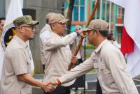 Ratusan petugas PPIH bersiap diberangkatkan ke Arab Saudi dari Jakarta untuk mendukung operasional haji 2026.