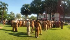 Suasana apel gabungan ASN di lingkungan Pemkab Sumenep, Senin (20/4/2026).