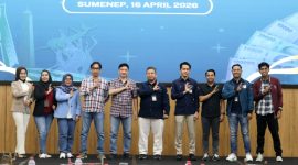 Pelaksana acara BRI Sumenep berfoto usai kegiatan Edukasi Cinta, Bangga, dan Paham Rupiah di Ballroom Hotel Myze Sumenep, Kamis (16/4).