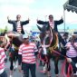 Wakil Bupati Sumenep KH. Imam Hasyim bersama Sekda Agus Dwi Saputra saat menghadiri Festival Jaran Serek 2026 di GOR A. Yani Pangligur, Minggu (10/5/2026).