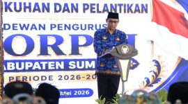 Sekretaris Daerah Kabupaten Sumenep Agus Dwi Saputra saat menghadiri pengukuhan Dewan Pengurus KORPRI Kabupaten Sumenep di Pendopo Agung Keraton, Selasa (12/5/2026).