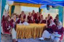 Koperasi Konsumen Wanita Potre Koneng Sri Yuliani saat pelaksanaan pasar murah dan pemeriksaan kesehatan gratis dalam rangka HUT ke-45 koperasi, Selasa (12/5/2026).
