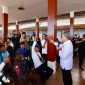 Zulkifli Hasan saat bertemu sekitar 120 nelayan di Kampung Nelayan Merah Putih, Kelurahan Lateng, Banyuwangi, Kamis (14/5/2026). 