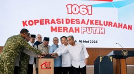 Prabowo Subianto saat meresmikan operasionalisasi 1.061 Koperasi Desa/Kelurahan Merah Putih (KDKMP) di Kabupaten Nganjuk, Jawa Timur, Sabtu (16/5/2026).