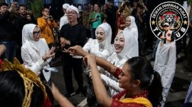Sejumlah pejabat Pemerintah Kabupaten Purwakarta saat menghadiri sebuah acara yang belakangan menjadi sorotan publik setelah video suasana hiburan tersebar di media sosial.