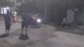 Kondisi jalan di depan SPBU Desa Pakandangan Tengah, Kecamatan Bluto, yang diduga menyebabkan sejumlah pengendara motor mengalami kecelakaan.
