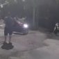 Kondisi jalan di depan SPBU Desa Pakandangan Tengah, Kecamatan Bluto, yang diduga menyebabkan sejumlah pengendara motor mengalami kecelakaan.