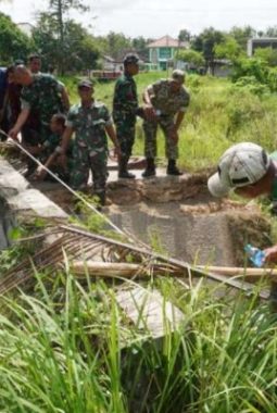 Dandim Sumenep Pastikan Pembangunan Jembatan Garuda Desa Jambu Segera Dimulai