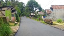 Kondisi Jalan Pameungpeuk–Gandasoli usai dilakukan pemeliharaan berkala.