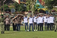 Pengurus DPD KNPI Kabupaten Sumenep mengikuti Upacara Hari Lahir Pancasila Tahun 2026 di halaman Kantor Pemkab Sumenep, Selasa (2/6/2026).