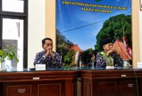 Dinas Kependudukan dan Pencatatan Sipil (Disdukcapil) Kabupaten Sumenep saat menggelar rapat teknis terkait rencana penerapan pemblokiran atau penundaan layanan publik bagi mantan suami yang tidak memenuhi kewajiban nafkah terhadap anak dan mantan istri pasca perceraian, Kamis (4/6/2026).