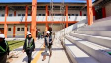 Bupati Banyuwangi Ipuk Fiestiandani meninjau progres pembangunan Sekolah Rakyat di Kecamatan Muncar yang saat ini telah mencapai sekitar 75 persen dan ditargetkan selesai pada Juni 2026.